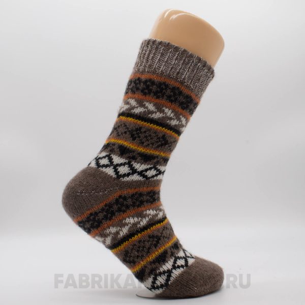 Женские шерстяные носки с полосками и орниментом