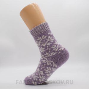 Женские шерстяные носки со снежинками