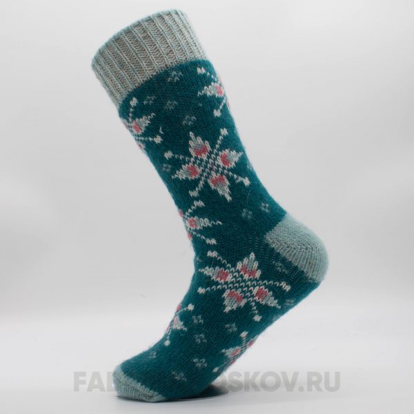 Женские шерстяные носки со звездами