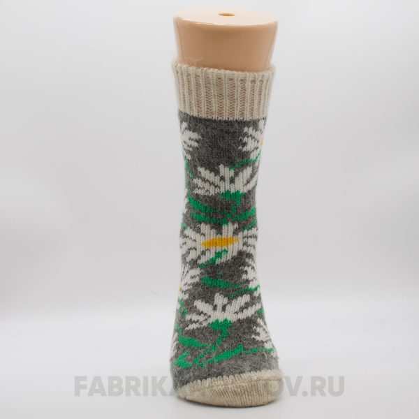 Женские шерстяные носки с ромашками