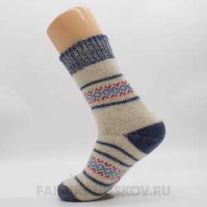 Женские шерстяные носки с орнаментом и полосами