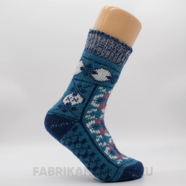 Женские шерстяные носки с орнаментом и узорами на следе Женские шерстяные носки с орнаментом и узорами на следе