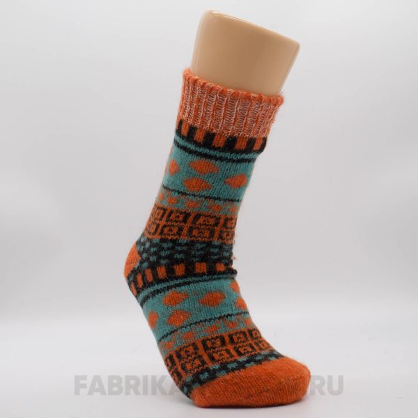 Женские шерстяные носки с полосками и орнаментом