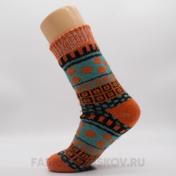 Женские шерстяные носки с полосками и орнаментом