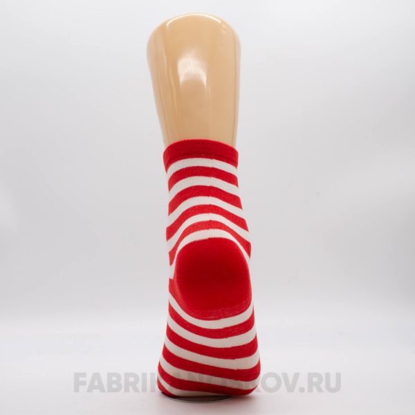 Женские новогодние носки с белой собачкой Женские новогодние носки с белой собачкой