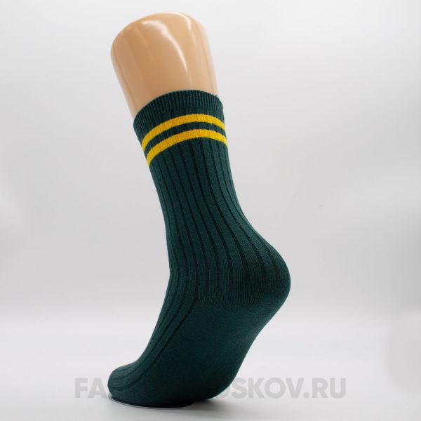 Мужские носки с полосками и орнаментом на лицевой части Мужские носки с полосками и орнаментом на лицевой части