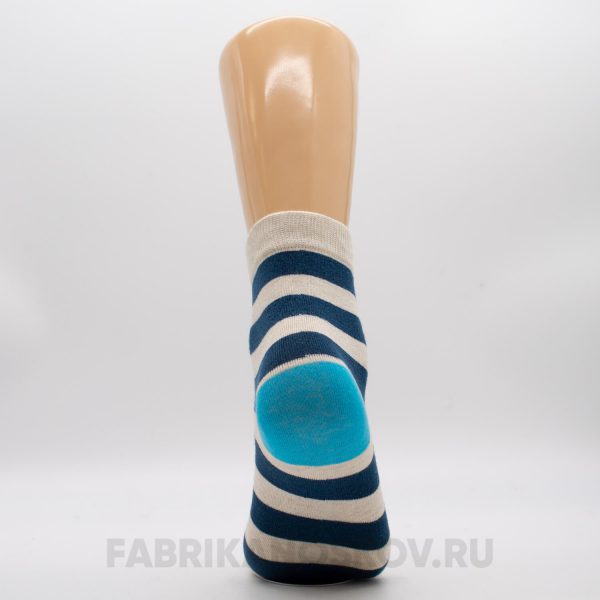 Мужские носки с полосками и цветными пяткой и мыском Мужские носки с полосками и цветными пяткой и мыском
