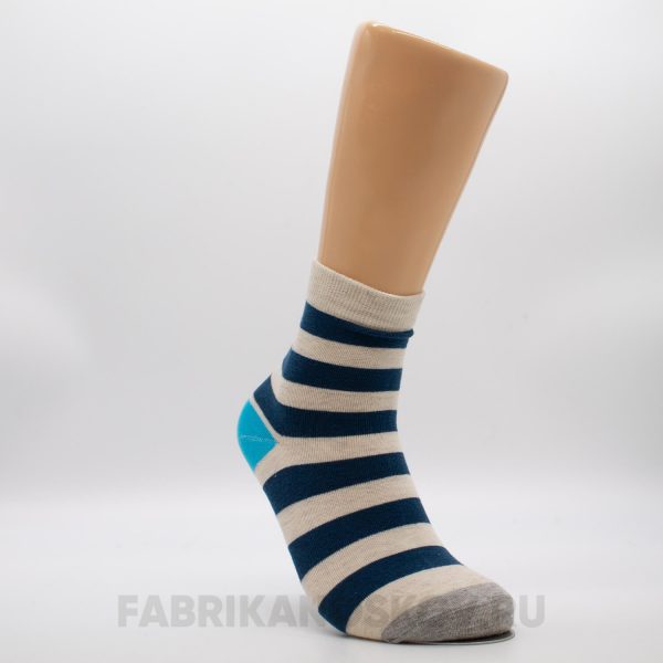 Мужские носки с полосками и цветными пяткой и мыском Мужские носки с полосками и цветными пяткой и мыском