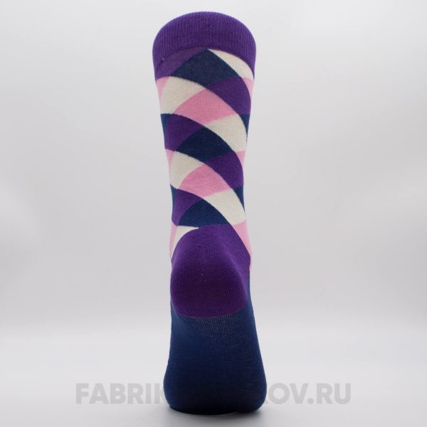 Мужские носки с ромбами разных цветов Мужские носки с ромбами разных цветов