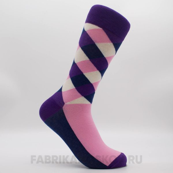 Мужские носки с ромбами разных цветов Мужские носки с ромбами разных цветов