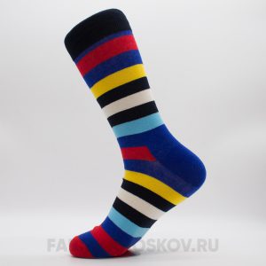 Мужские носки с разноцветными линиями