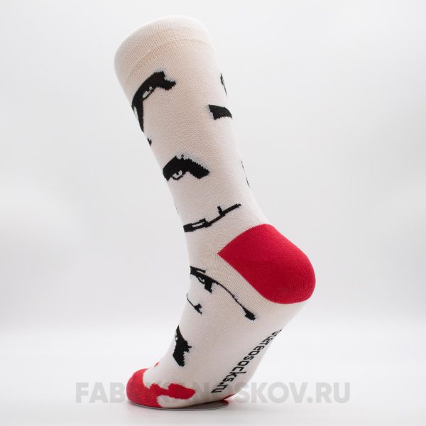 Мужские носки с оружием