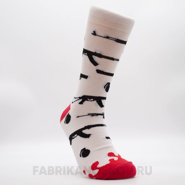 Мужские носки с оружием