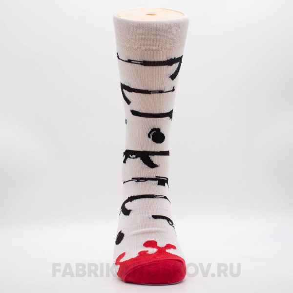 Мужские носки с оружием