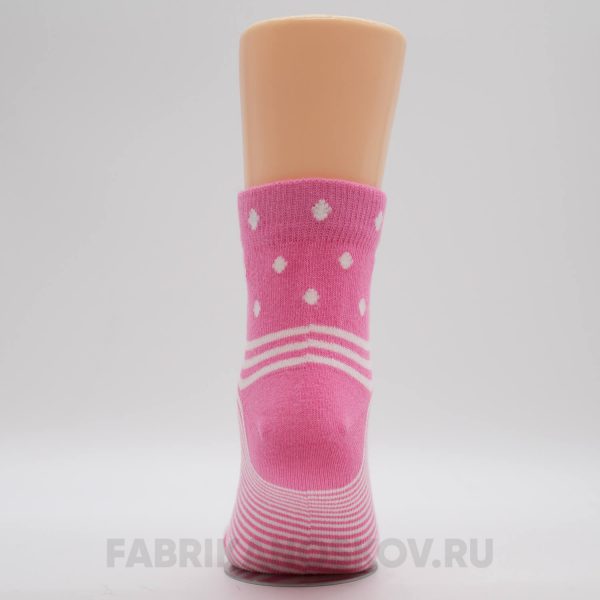Детские носки с полосками и ромбами