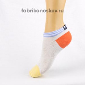 Короткие носки для малышей с цветными мыском и пяткой
