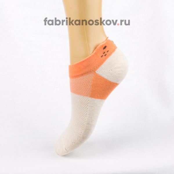 Короткие детские носки с изображением кошки на задней части Короткие детские носки с изображением кошки на задней части