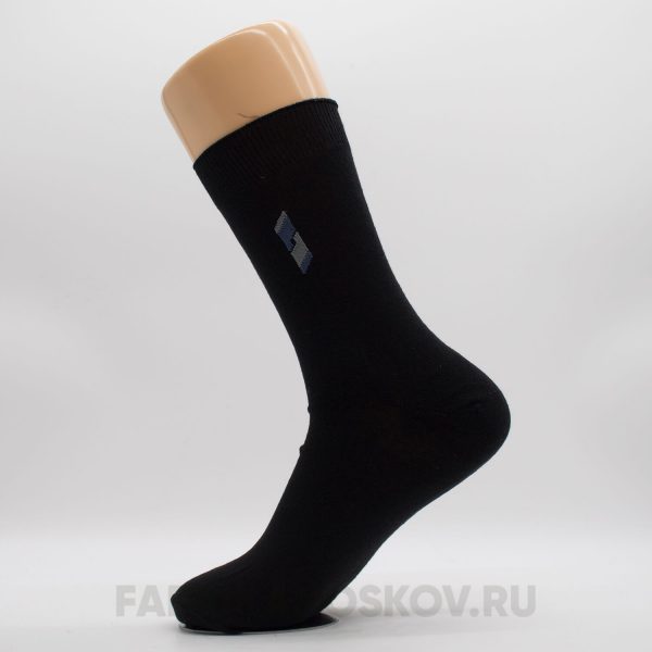 Гладкие мужские носки с вышивкой Гладкие мужские носки с вышивкой