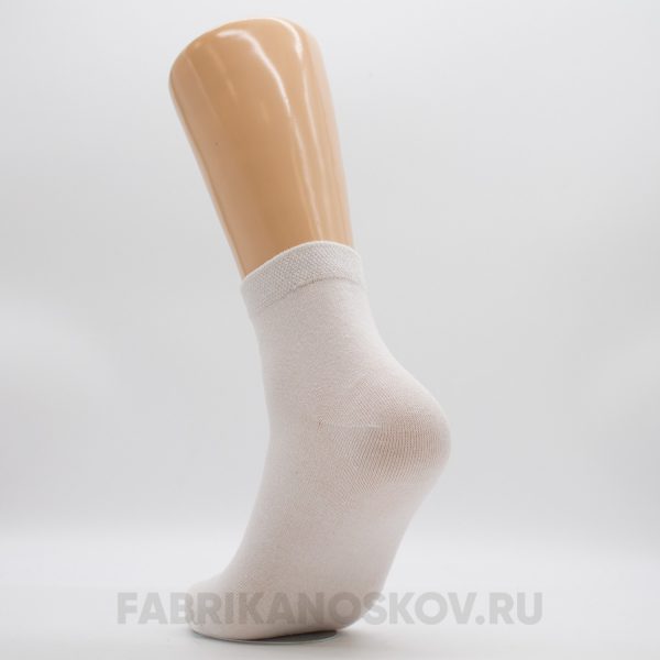 Короткие гладкие женские носки Короткие гладкие женские носки