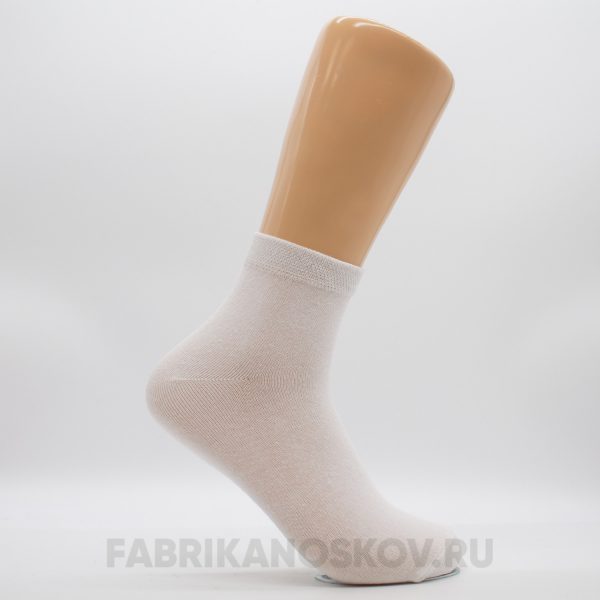 Короткие гладкие женские носки Короткие гладкие женские носки