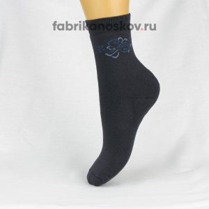 Женские носки с рисунком на поголенке
