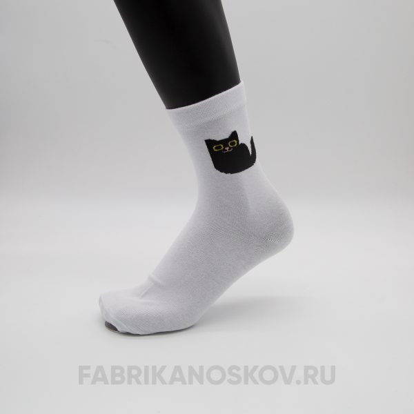 Носки с черным котом